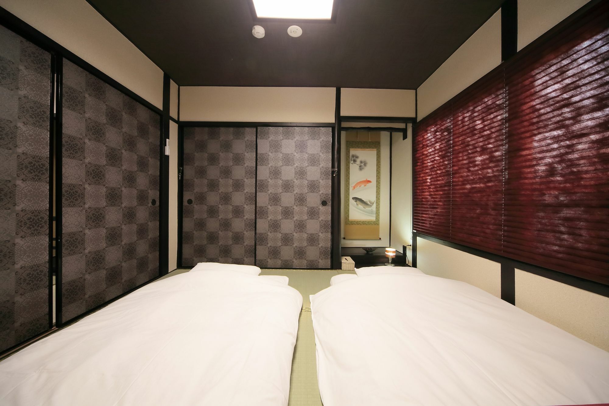 Yu-yu Apartment *